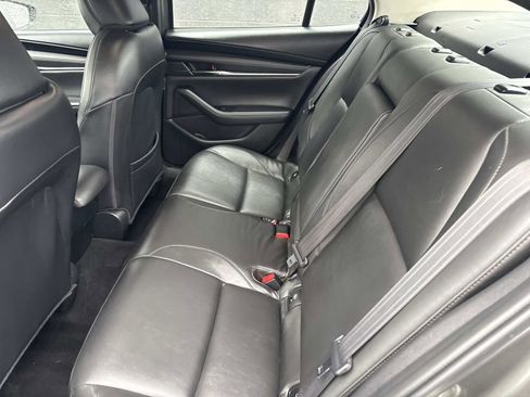 Used 2019 MAZDA MAZDA3 Sedan w/ Preferred Package image 13