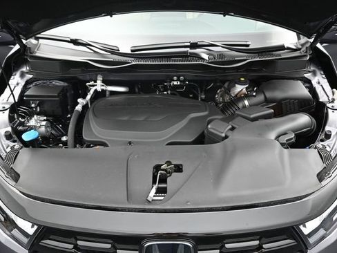 New 2026 Honda Odyssey Touring image 46