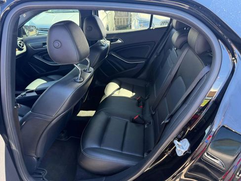 Used 2016 Mercedes-Benz GLA 250 GLA 250 4MATIC Sport Utility 4 image 18