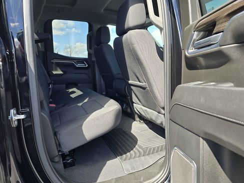 Used 2023 Chevrolet Silverado 1500 LT image 15