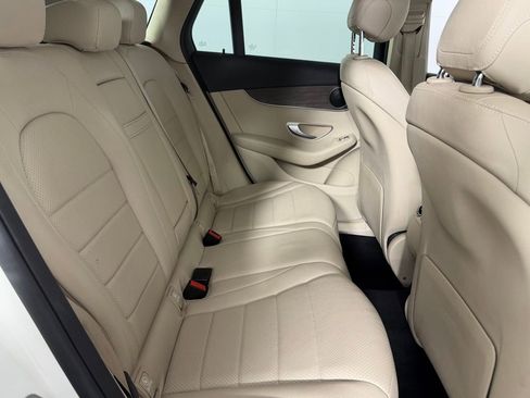 Used 2022 Mercedes-Benz GLC 300 image 28