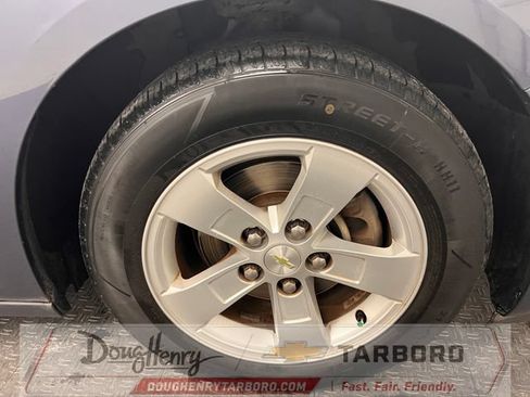 Used 2015 Chevrolet Malibu LT FWD image 21
