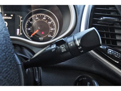 Used 2015 Jeep Cherokee Sport image 21