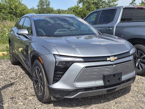 Used 2024 Chevrolet Blazer EV LT AWD/4WD image 2