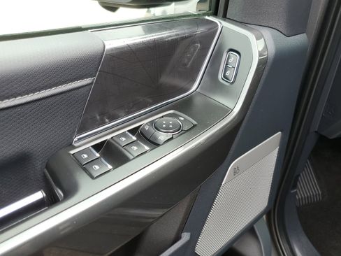 Certified 2022 Ford F150 XLT w/ Equipment Group 302A High image 20