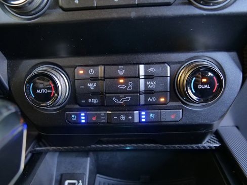 Used 2019 Ford F150 Raptor w/ Equipment Group 802A Luxury image 18