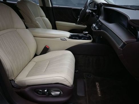 Used 2018 Lexus LS 500 image 29