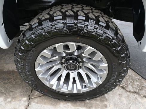 Used 2024 RAM 2500 Big Horn AWD/4WD image 13