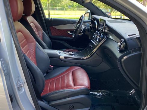 Used 2019 Mercedes-Benz GLC 300 4MATIC Coupe image 16