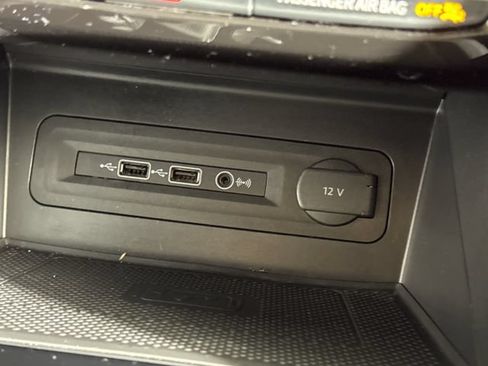 Used 2020 Volkswagen Atlas Cross Sport SEL R-Line AWD/4WD image 66