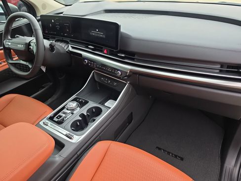 New 2027 Kia Carnival SX Prestige FWD image 13