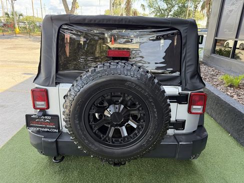 Used 2010 Jeep Wrangler Sport AWD/4WD image 5