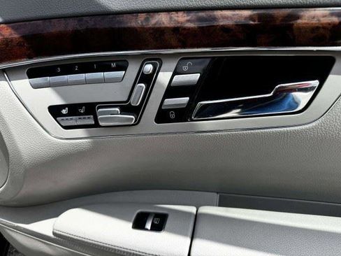 Used 2012 Mercedes-Benz S 550 4MATIC image 51