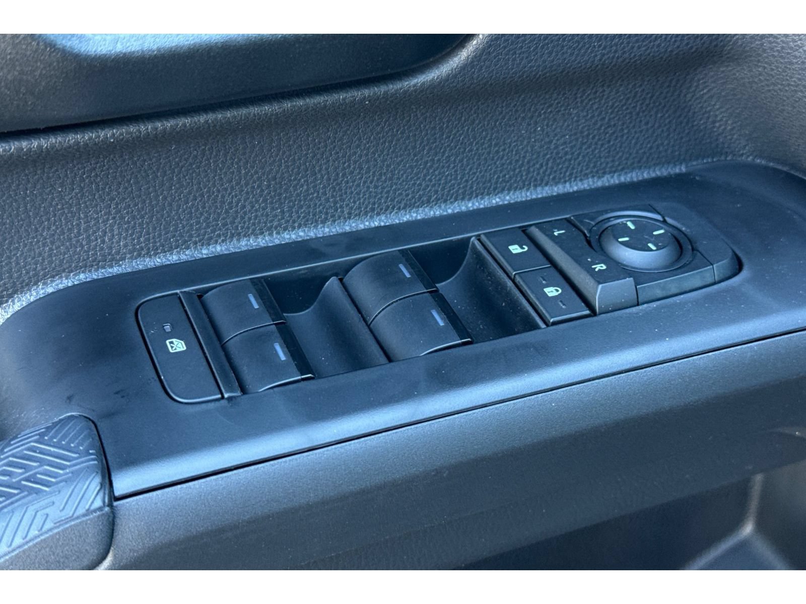 Certified 2026 Toyota Tacoma SR5 RWD image 12