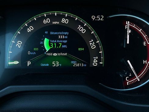 Used 2025 Toyota RAV4 XLE image 39