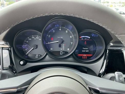 New 2025 Porsche Macan image 21