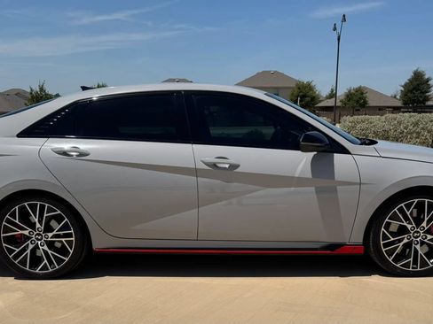 Used 2022 Hyundai Elantra N FWD image 10