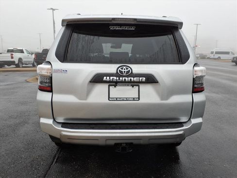 Used 2024 Toyota 4Runner TRD Off-Road image 4