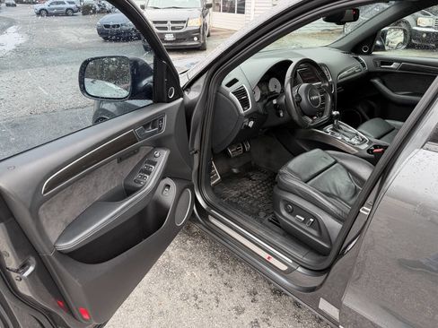 Used 2016 Audi SQ5 Premium Plus w/ Technology Package image 11