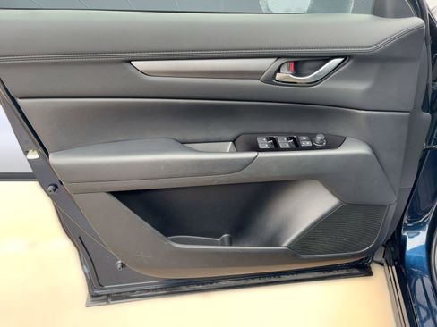 Used 2025 MAZDA CX-5 AWD 2.5 S w/ Preferred Package image 13