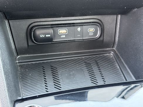 Used 2025 Kia Sportage EX w/ Premium Package FWD image 30