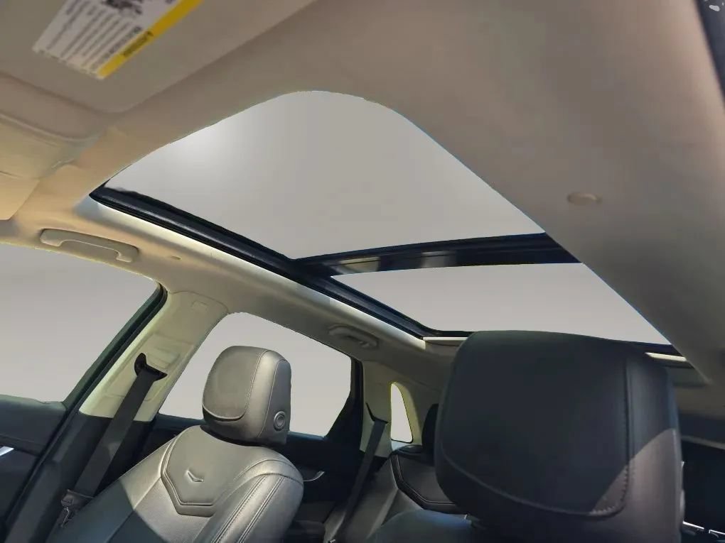 Used 2019 Cadillac XT5 Premium Luxury FWD image 17