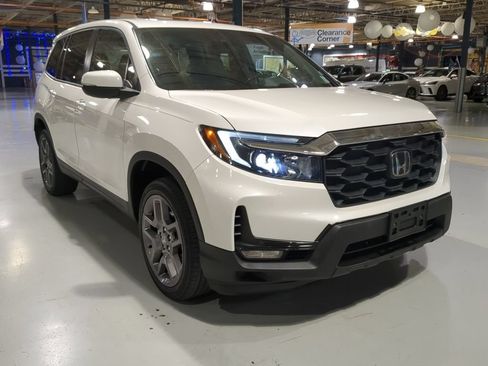 Used 2023 Honda Passport EX-L image 5