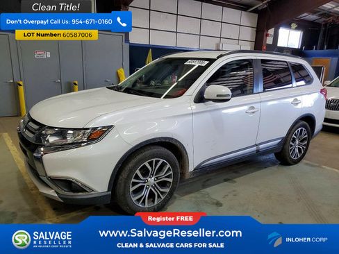 Used 2016 Mitsubishi Outlander SEL AWD/4WD image 1