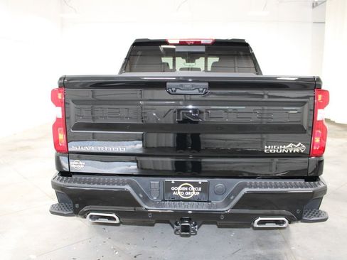 New 2026 Chevrolet Silverado 1500 High Country AWD/4WD image 8