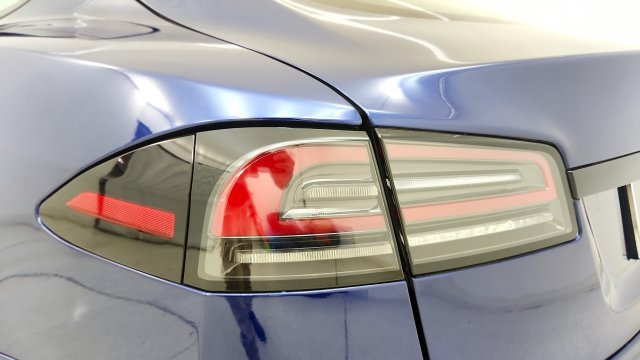 Used 2024 Tesla Model S AWD/4WD image 25
