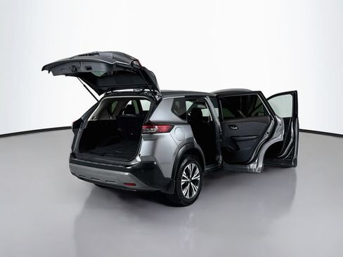 Used 2023 Nissan Rogue SV AWD/4WD image 17