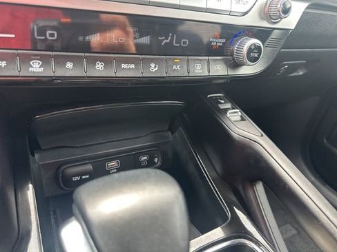 Used 2025 Kia Telluride S FWD image 42