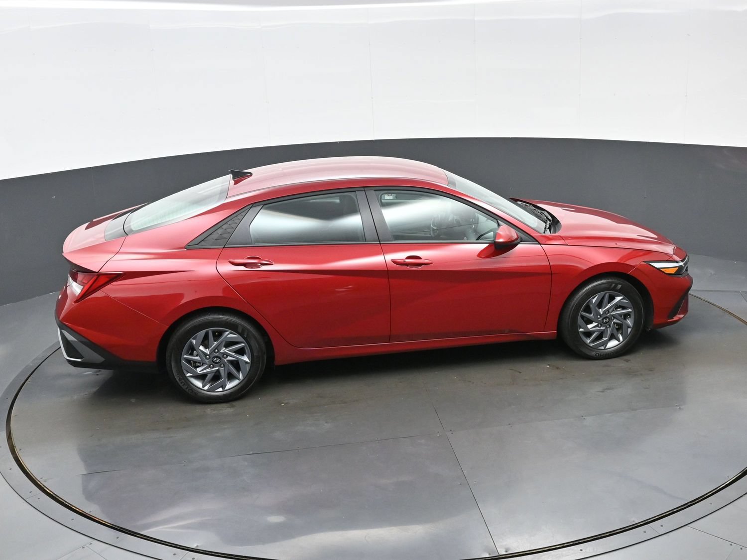 Certified 2026 Hyundai Elantra Hybrid FWD image 39