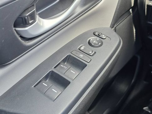 Used 2018 Honda CR-V LX image 26