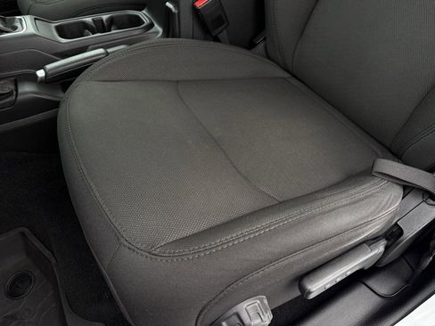 Used 2023 Jeep Gladiator Willys image 24