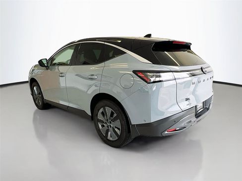 Used 2025 Nissan Murano SL AWD/4WD image 10