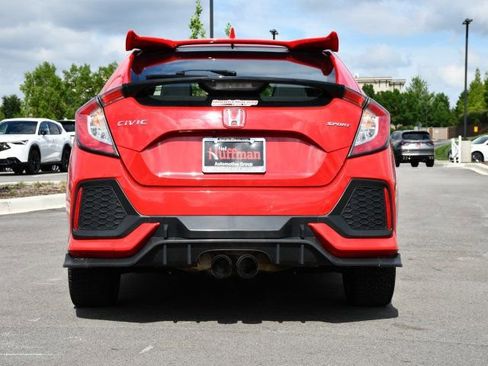 Used 2018 Honda Civic Sport image 9