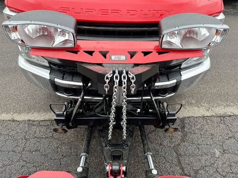 Used 2020 Ford F250 XL w/ Power Equipment Group image 8