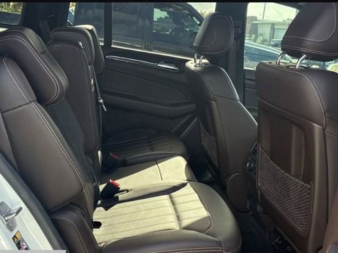 Used 2019 Mercedes-Benz GLS 450 4MATIC image 13