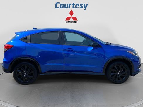 Used 2021 Honda HR-V Sport image 7