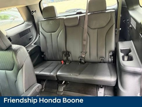 Used 2024 Hyundai Palisade SEL FWD image 35