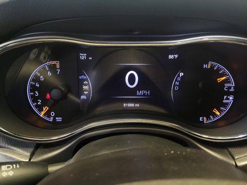 Used 2017 Jeep Grand Cherokee Altitude AWD/4WD image 23