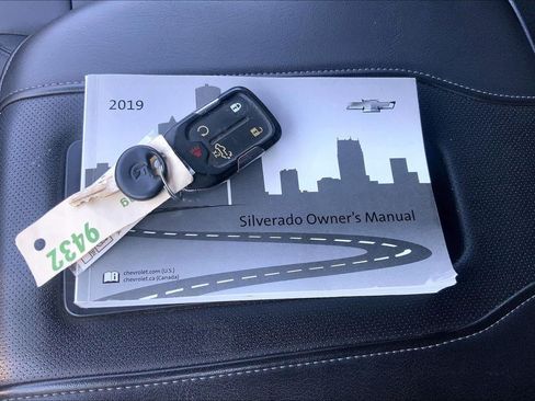Used 2019 Chevrolet Silverado 1500 High Country AWD/4WD image 12