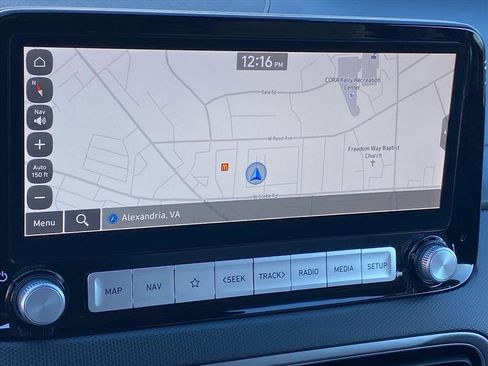 Used 2023 Hyundai Kona SEL image 16