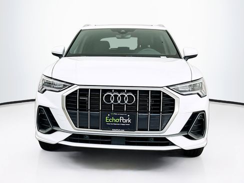 Used 2025 Audi Q3 2.0T Premium image 2