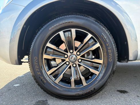 Used 2017 Nissan Armada Platinum AWD/4WD image 26