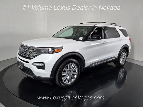 Used 2024 Ford Explorer Limited w/ Limited Technology Package AWD/4WD image 2