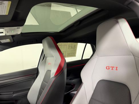 Used 2024 Volkswagen GTI Autobahn FWD image 25