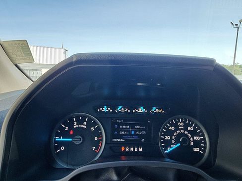 Used 2019 Ford F150 XLT w/ Equipment Group 302A Luxury AWD/4WD image 13