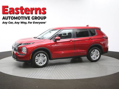 Used 2024 Mitsubishi Outlander ES AWD/4WD image 57